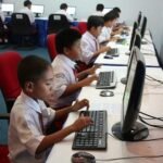 Pendidikan Berbasis Digital dan Karakter: Kunci Peningkatan SDM di Era Modern